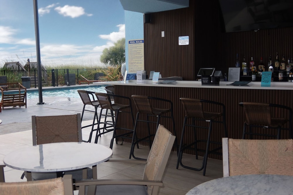 Grande Beach Resort 35/51