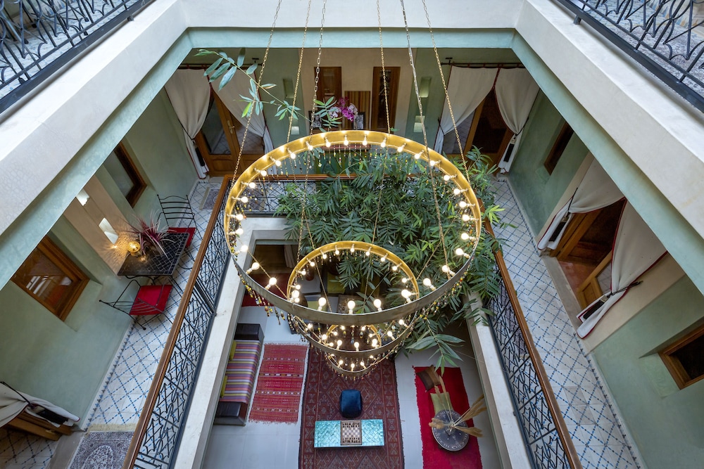 Riad L Heure d ete 2/49