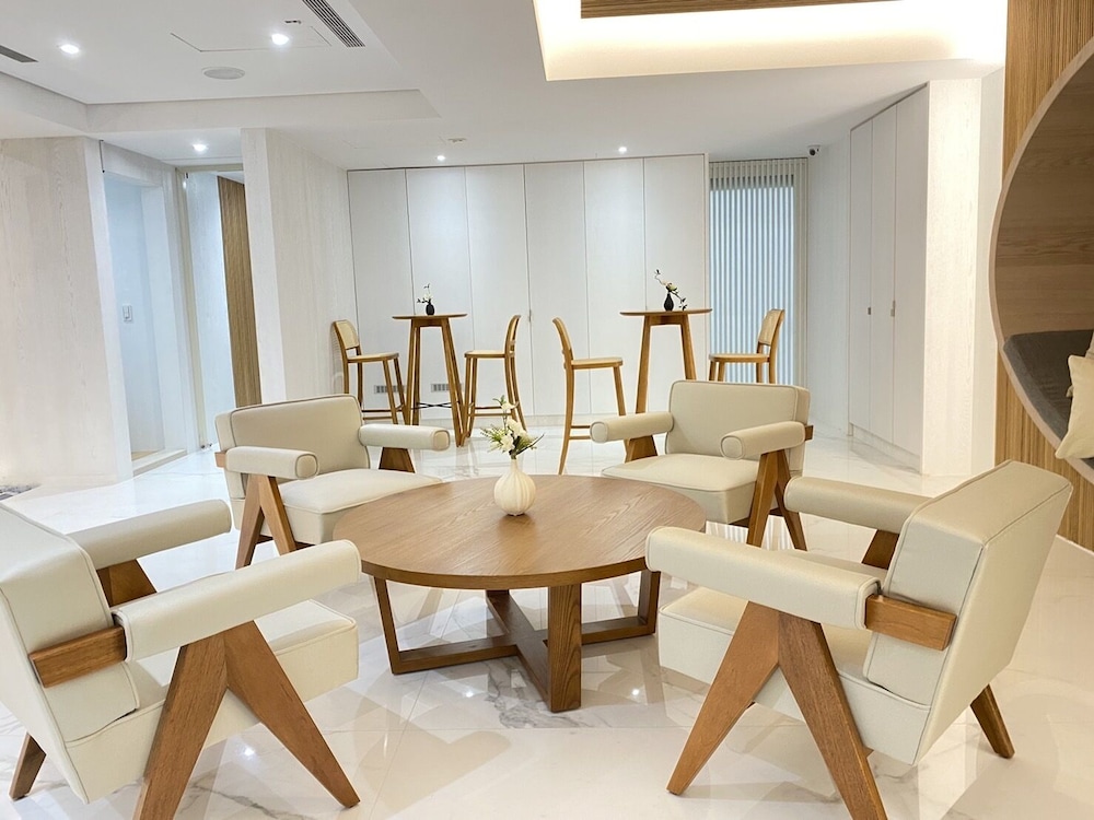 Jin Man Jia Hotel 41/62