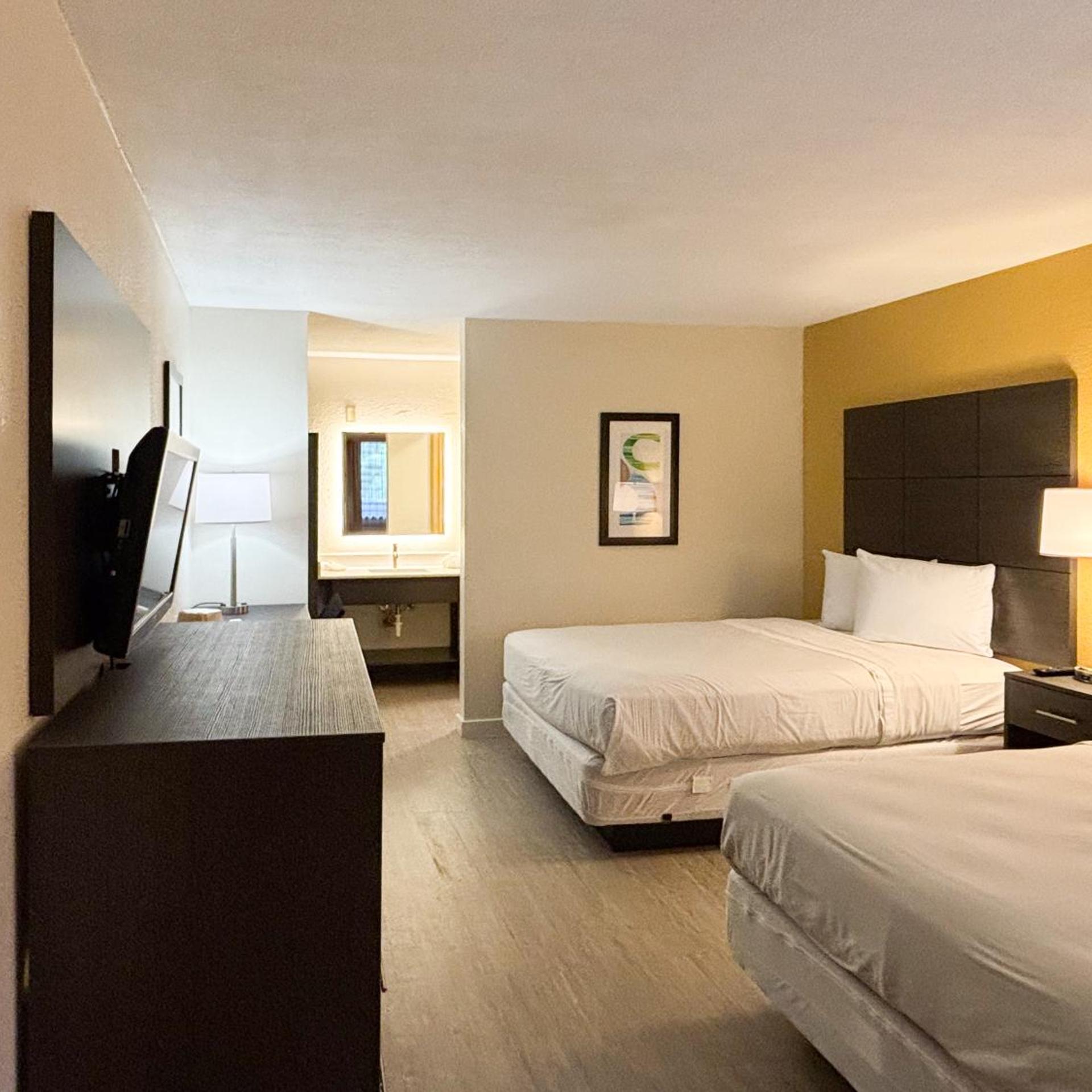 Motel6 Charlotte, NC-Northlake 8/34