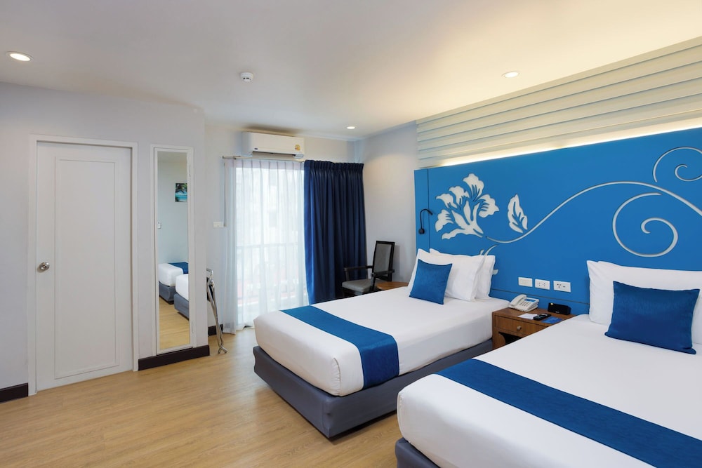 غرفة ديلوكس بسرير فردي، Days Inn by Wyndham Patong Beach Phuket 7/10