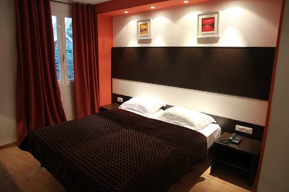 Abc Hotel 20/46