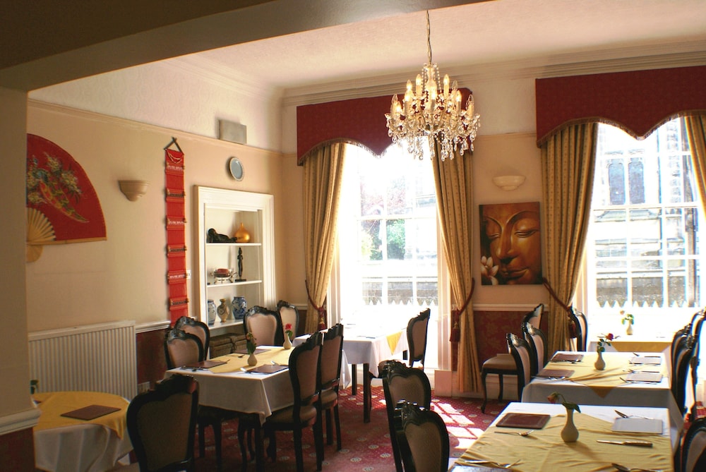The Bank House 24/28