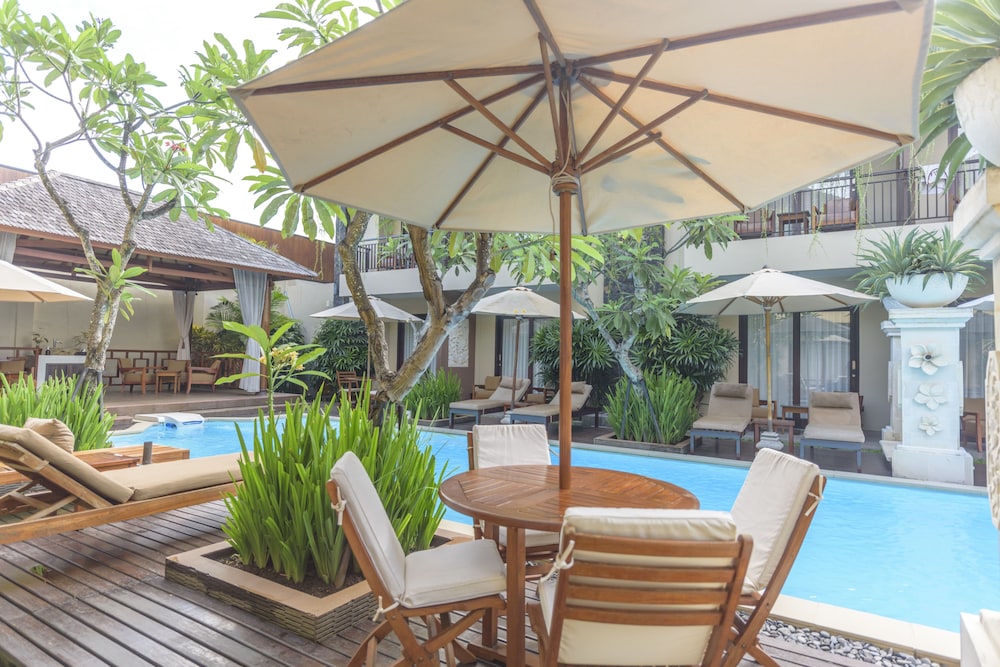 D Penjor Seminyak 10/54