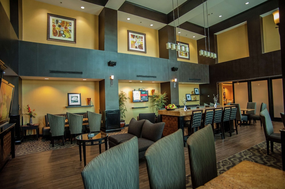 Hampton Inn & Suites Palestine 28/31