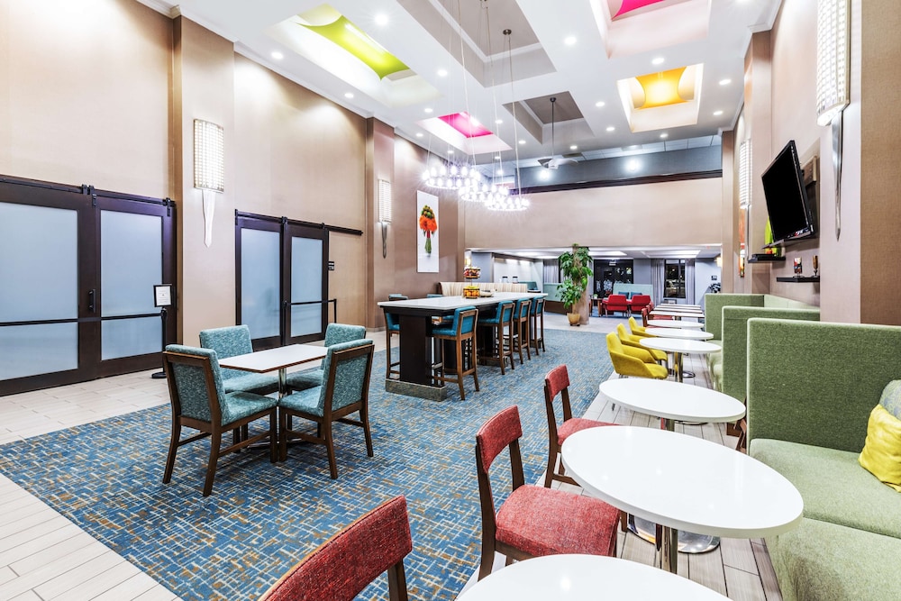restaurant cafeteria