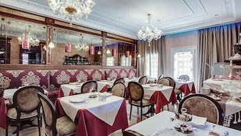 Hotel Moresco 38/42