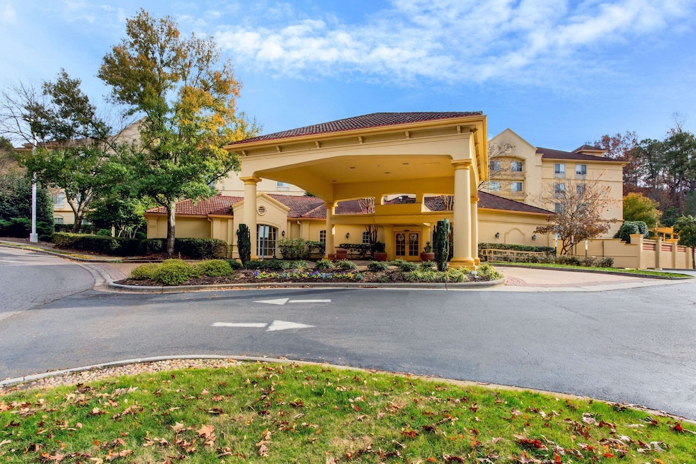 La Quinta Inn Suites Raleigh Crabtree 3/49
