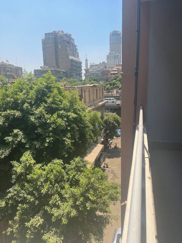 Zamalek House Hotel 59/63