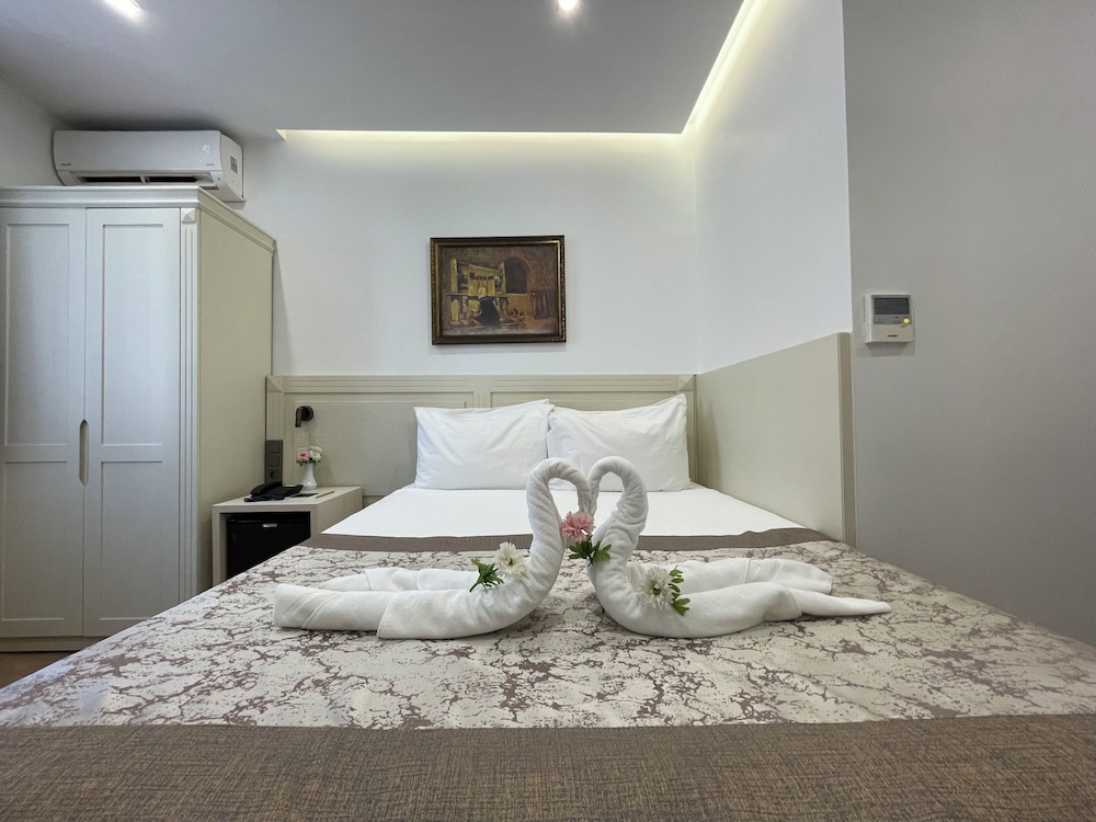 Gul Hotel 20/46