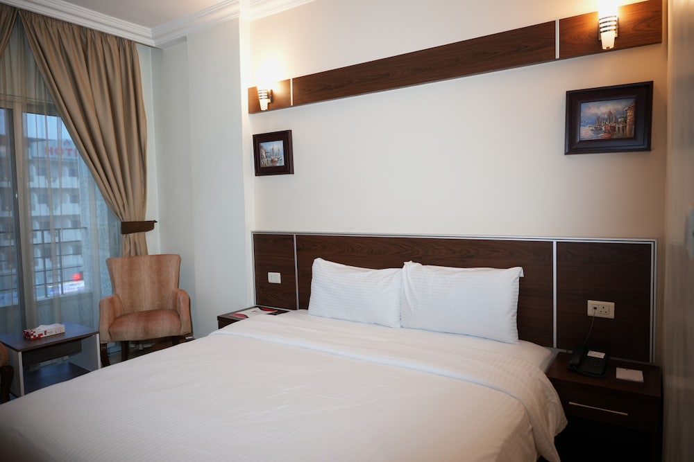 Standard, King Bed