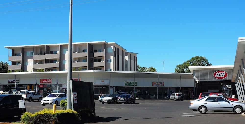 Laguna Apartments 4/67