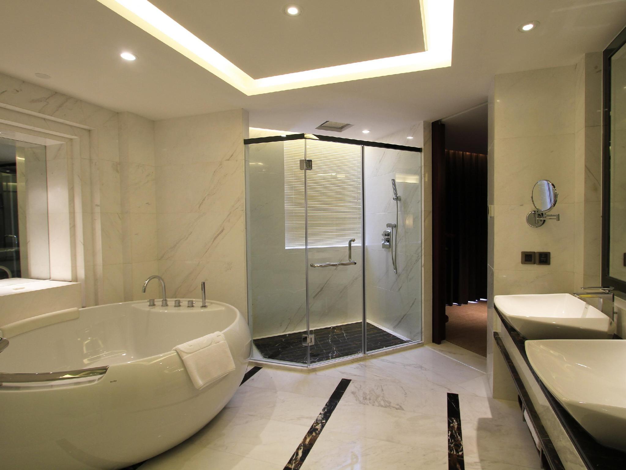 Zhong Lian (GDH) International Hotel 44/48