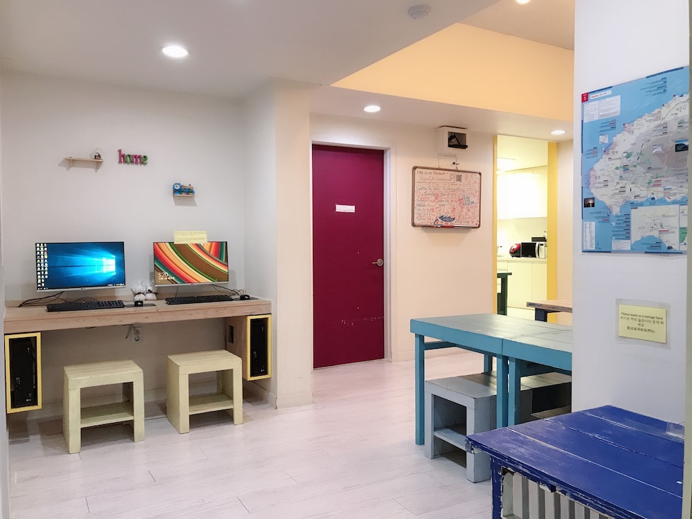 Slow Citi Guesthouse - Hostel 25/50