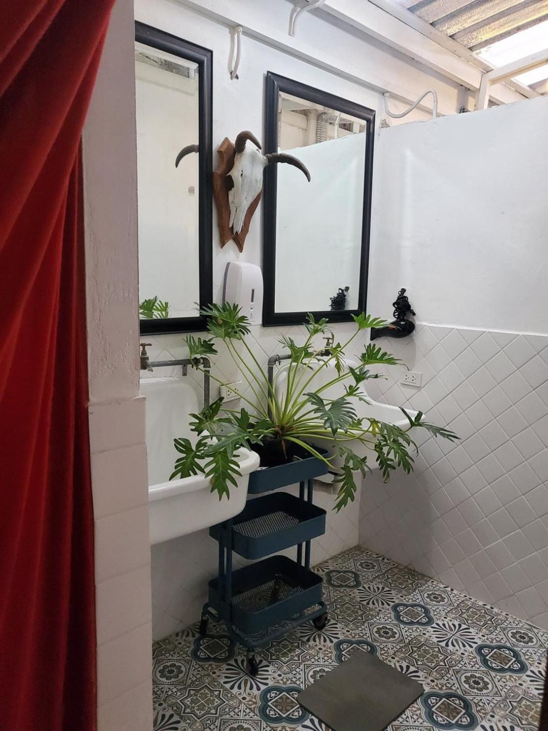 Malarer Boutique Hostel 12/56