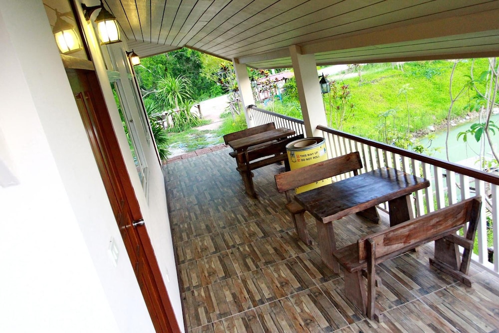 Pirom Lake And Resort 28/50