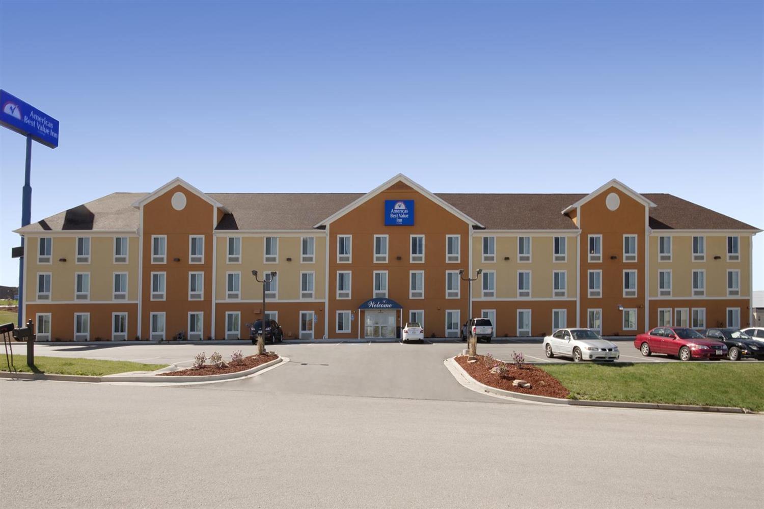 Americas Best Value Inn St. Robert 4/22