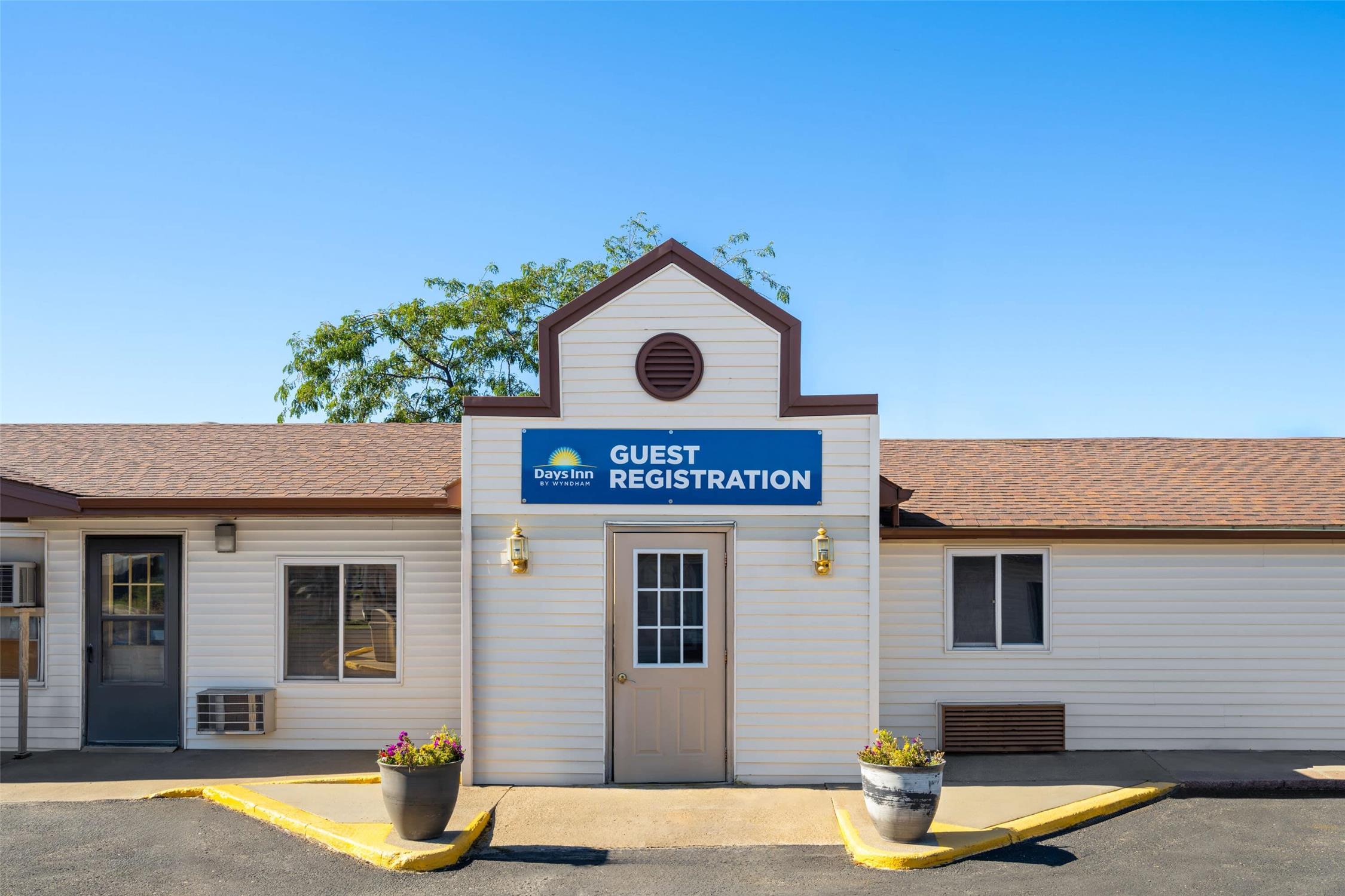 Days Inn by Wyndham Jamestown 4/37