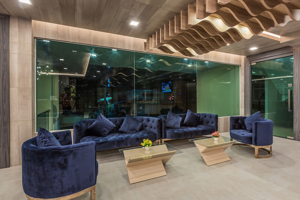 Evergreen Suite Hotel 46/54