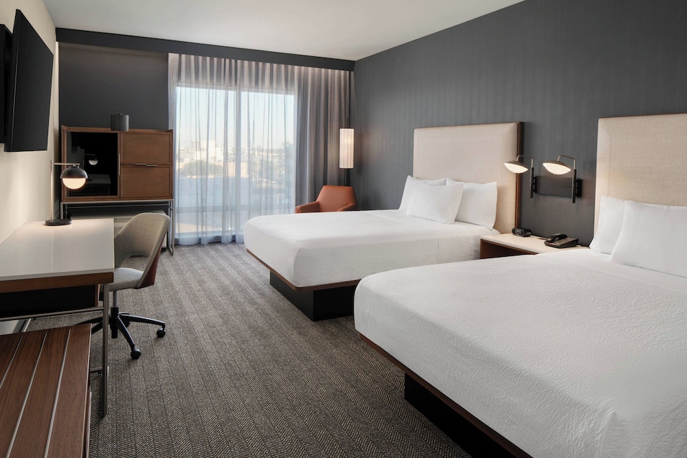 ROOM, 2 QUEEN BEDS, ACCESSIBLE
