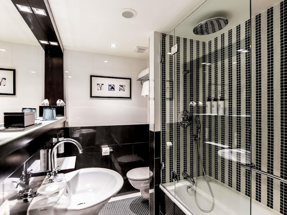 Luxury, Twin Beds, Sofitel Lisbon Liberdade 4/5