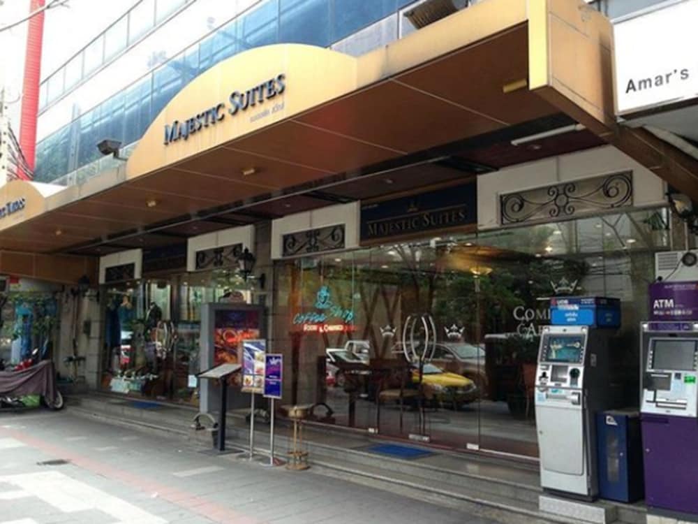 Majestic Suites 2/34