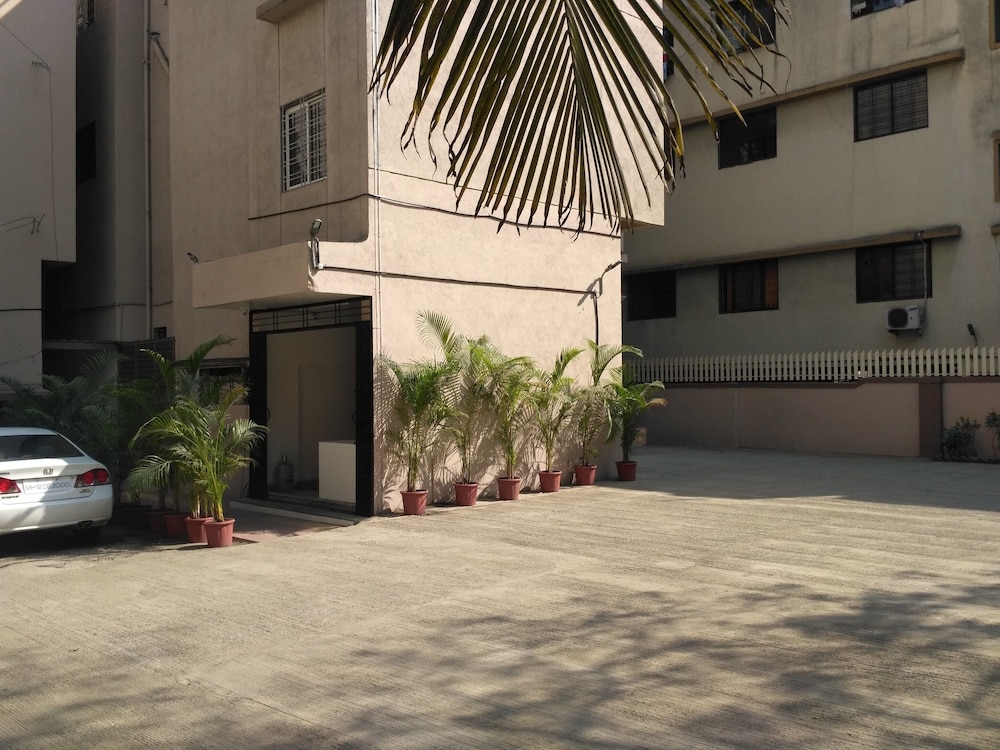 Hotel Everest Inn 18/25