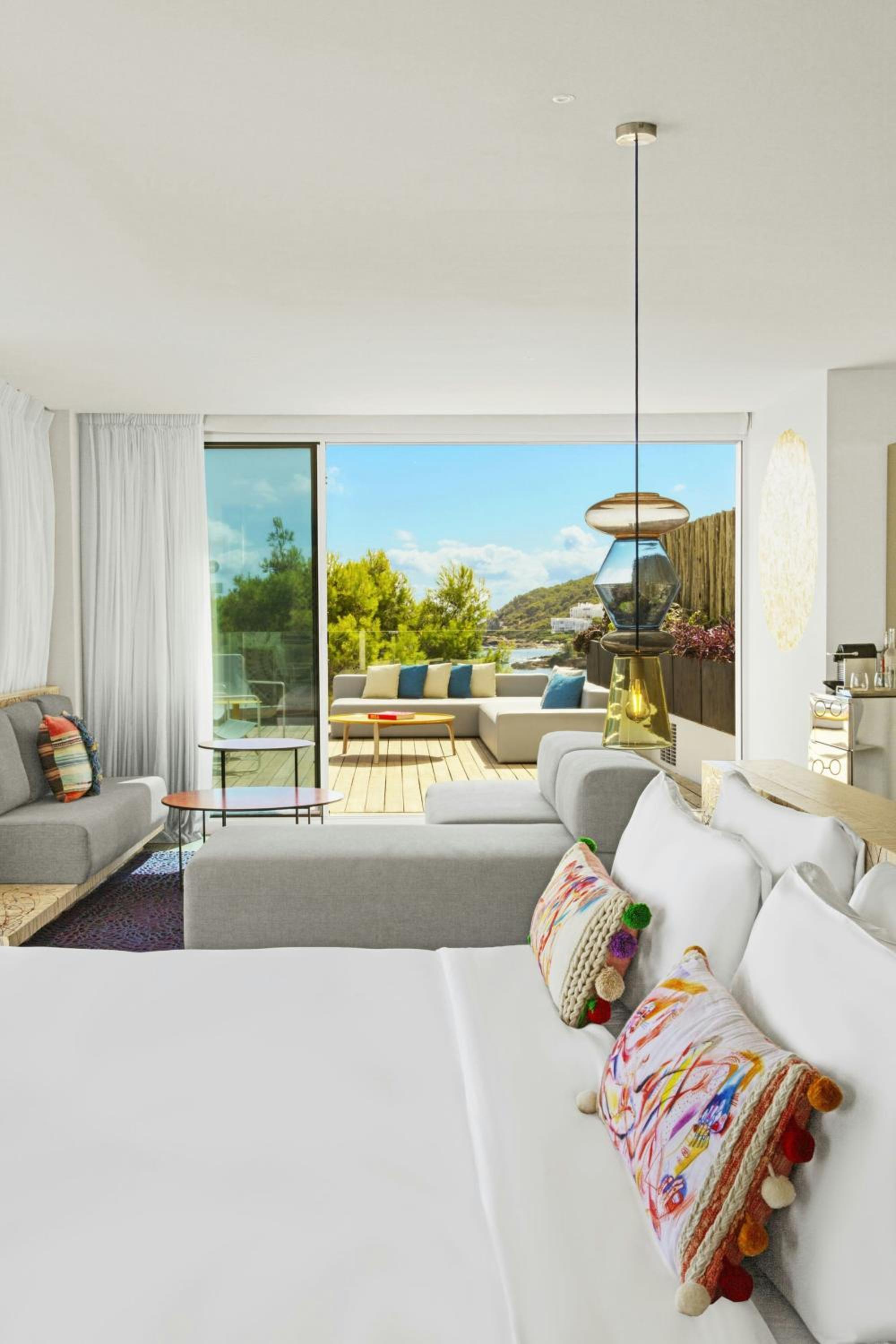 Oasis, Suite, King Bed, Sea View, Terrace
