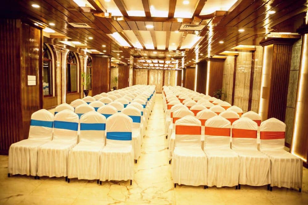 Surya Heritage Hotel 51/61