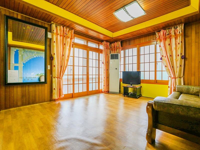 Tongyeong Tiberia Pension 7/10