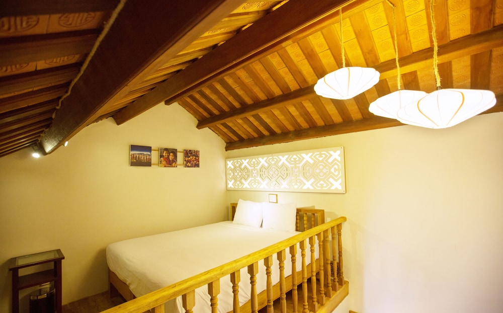 Vinh Hung Library Hotel 45/63