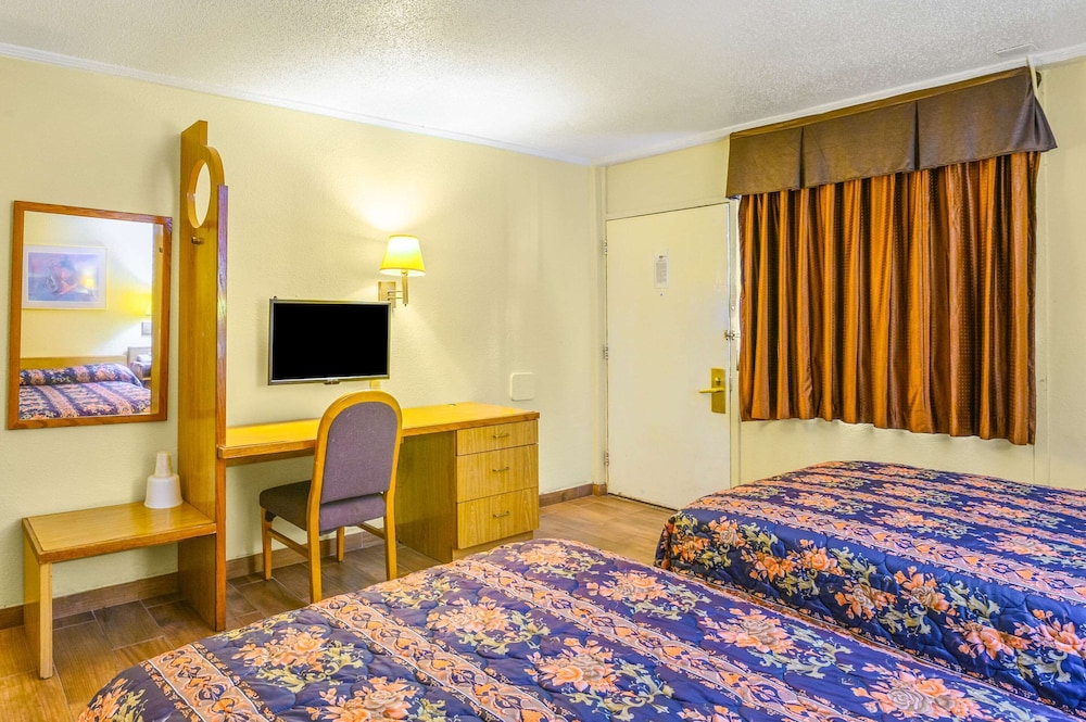 Rodeway Inn Metairie - New Orleans West 16/38