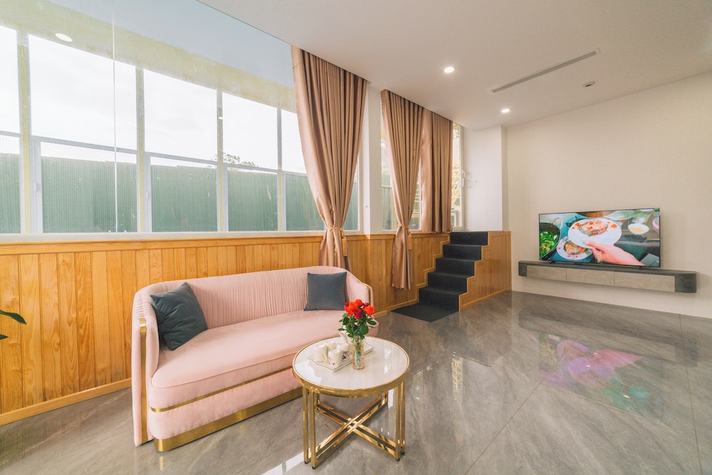 Quy Tai Premium Hotel 33/50