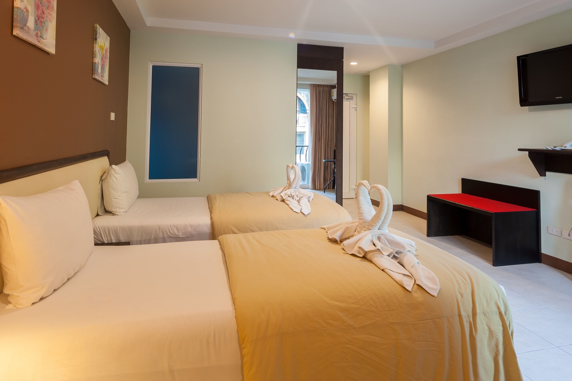 STANDARD, TWIN BEDS
