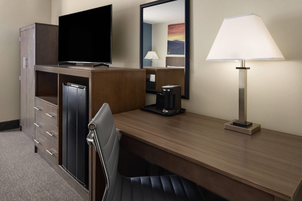 Days Inn by Wyndham Penn State 22/50