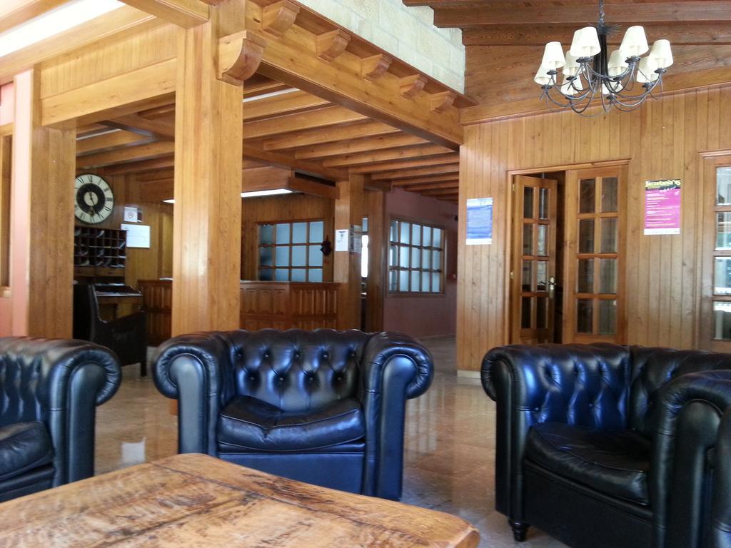 Villa de Canfranc 9/18