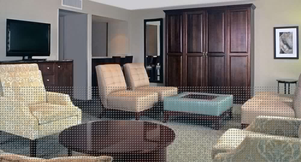The Singer Oceanfront Resort, Curio Collection by Hilton 26/56