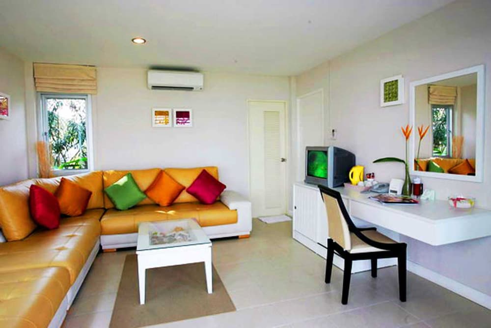 Sea Sky Beach Resort 33/45