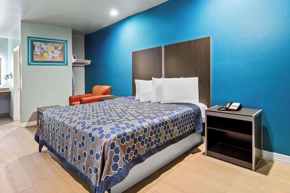 Room, King Bed