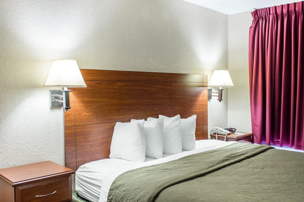 Quality Inn Selma NC 8/25