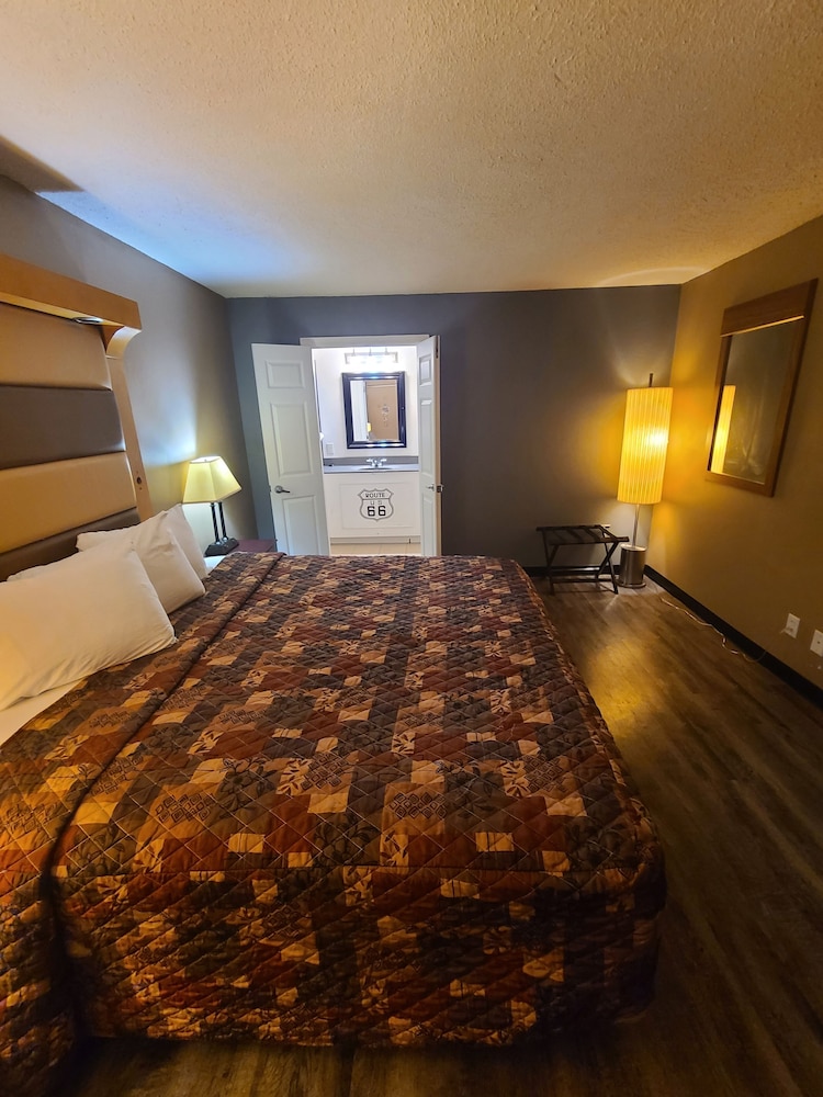 Route 66 Hotel And Conference 19/58