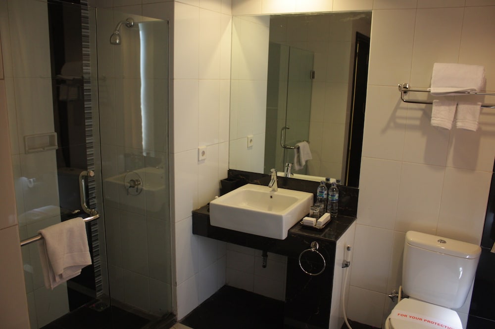 Travello Hotel Manado 9/32
