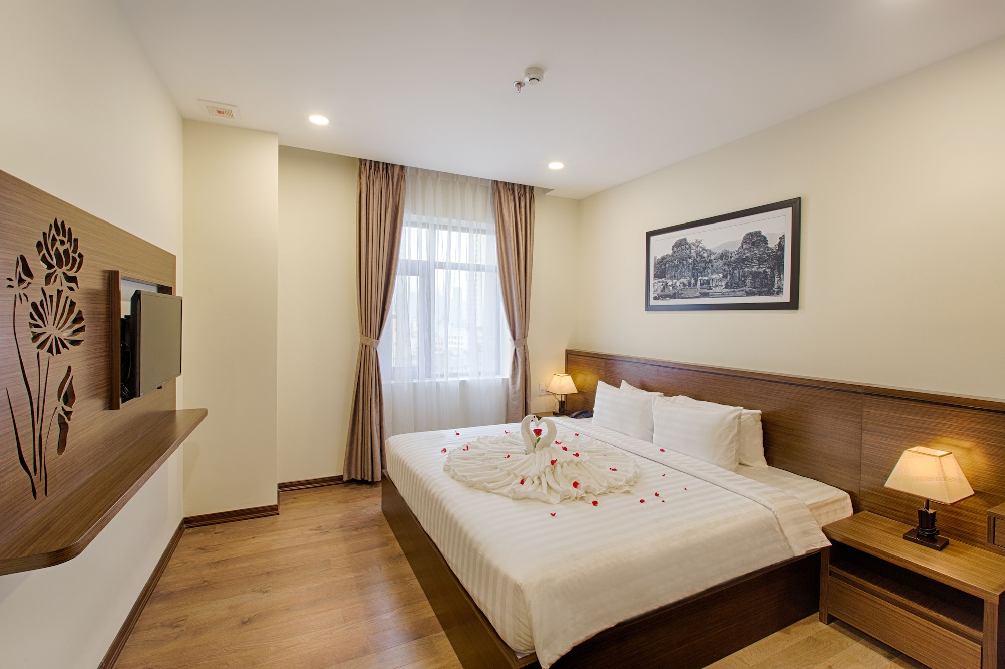 SUPERIOR, DOUBLE BED