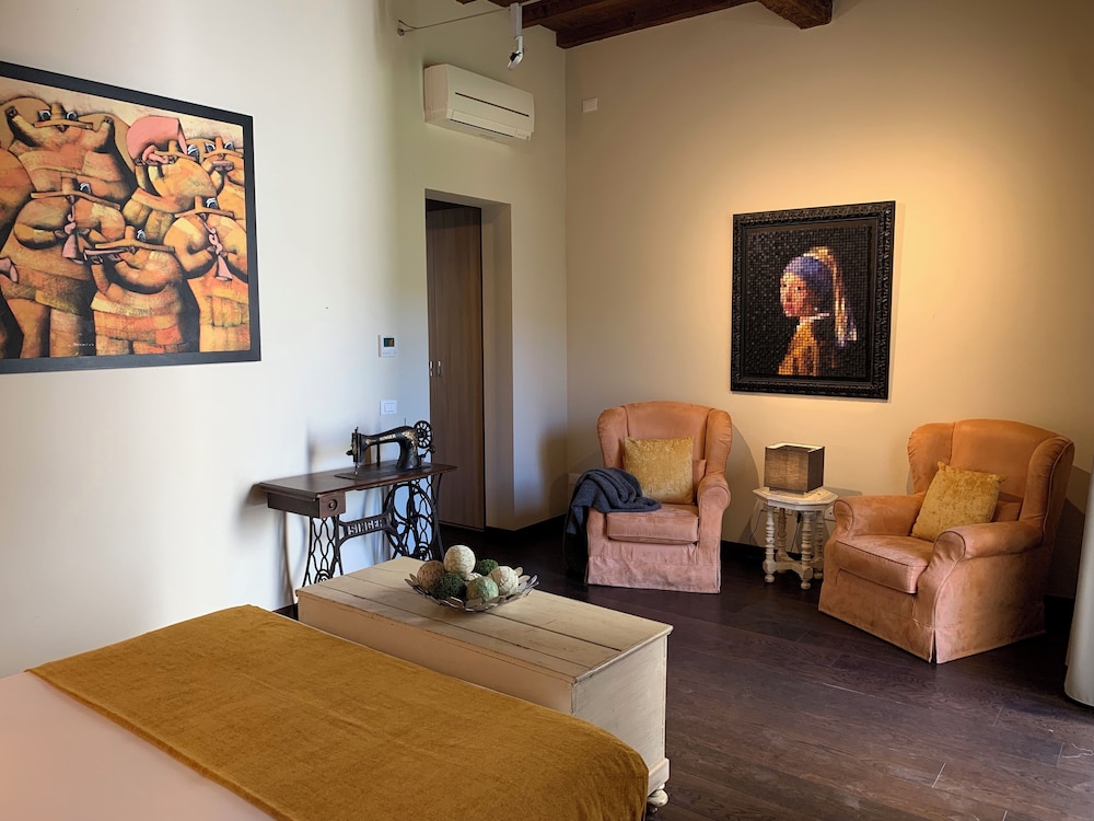 Florence Art Apartments 23/41