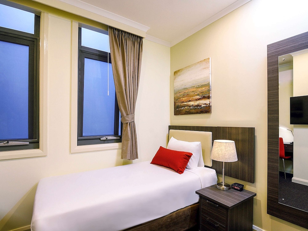 Ibis Styles Kingsgate 15/58