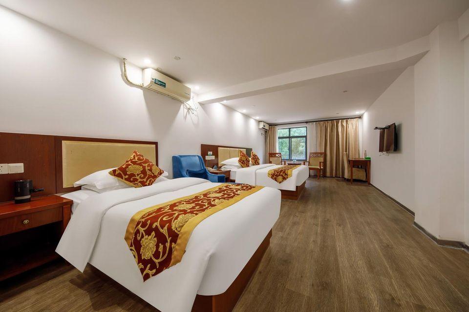 SUPERIOR, TWIN BEDS