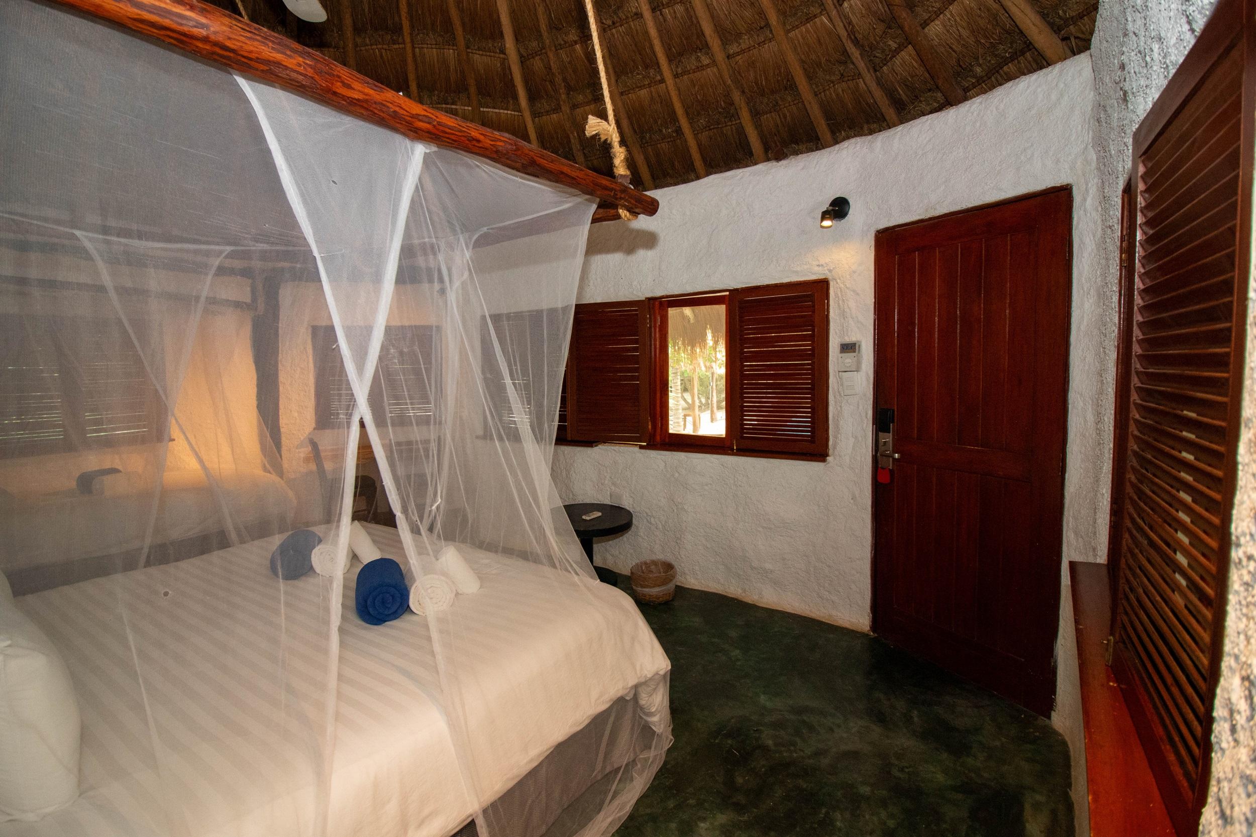 Junior Suite, Bungalow, 2 Queen Beds, Garden View, Terrace
