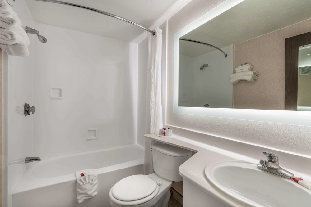 Hotel 505 45/49