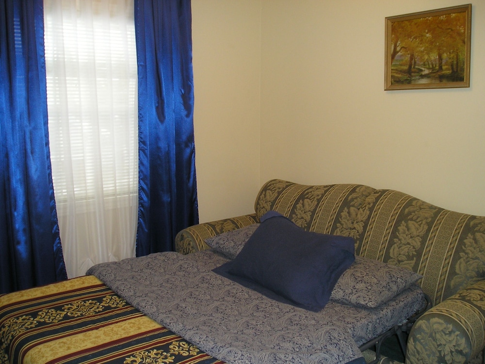 Susan's Villa 26/50
