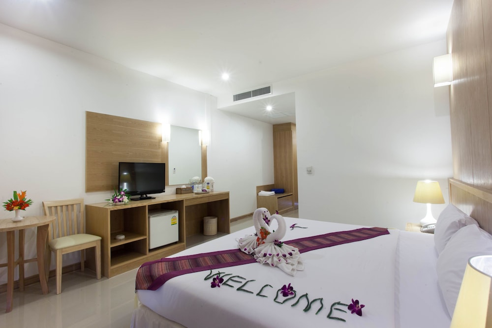 Chalong Princess Pool Villa Resort 24/37